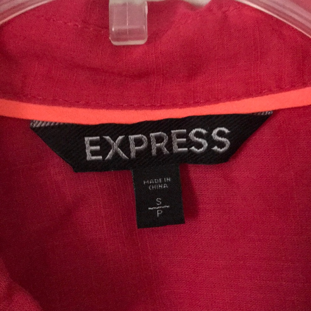 Express button down blouse - Picture 2 of 4